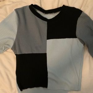 Long sleeve crop top
